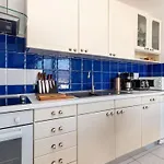 Appartamento Geraeumige Mit Meerblick By Interhome