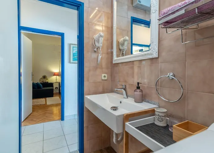 Geraeumige Mit Meerblick By Interhome Lägenhet *