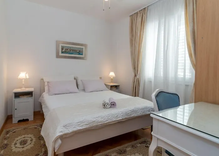 Geraeumige Mit Meerblick By Interhome Διαμέρισμα Τρογκίρ