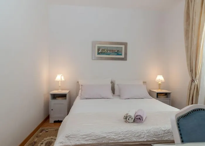 Geraeumige Mit Meerblick By Interhome Διαμέρισμα Τρογκίρ