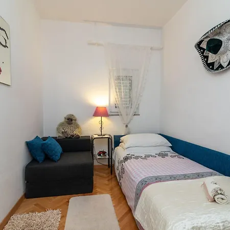 Apartment - By Interhome *