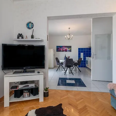 Geraeumige Mit Meerblick By Interhome Trogir