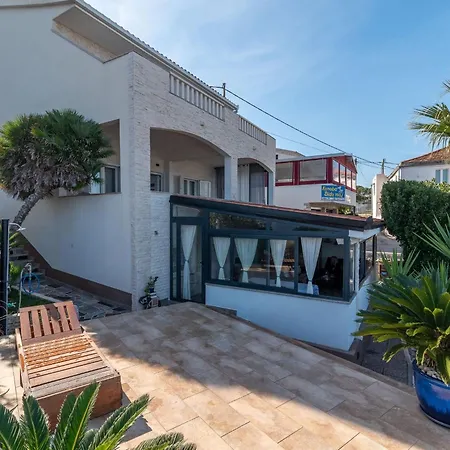 Lejlighed Geraeumige Mit Meerblick By Interhome *
